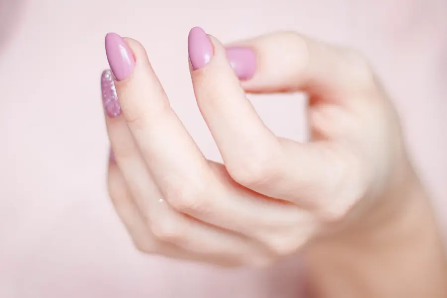 Come togliere il semipermanente senza rovinare le unghie