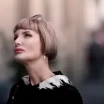 Taglio di capelli per visi ovali: guida tecnica