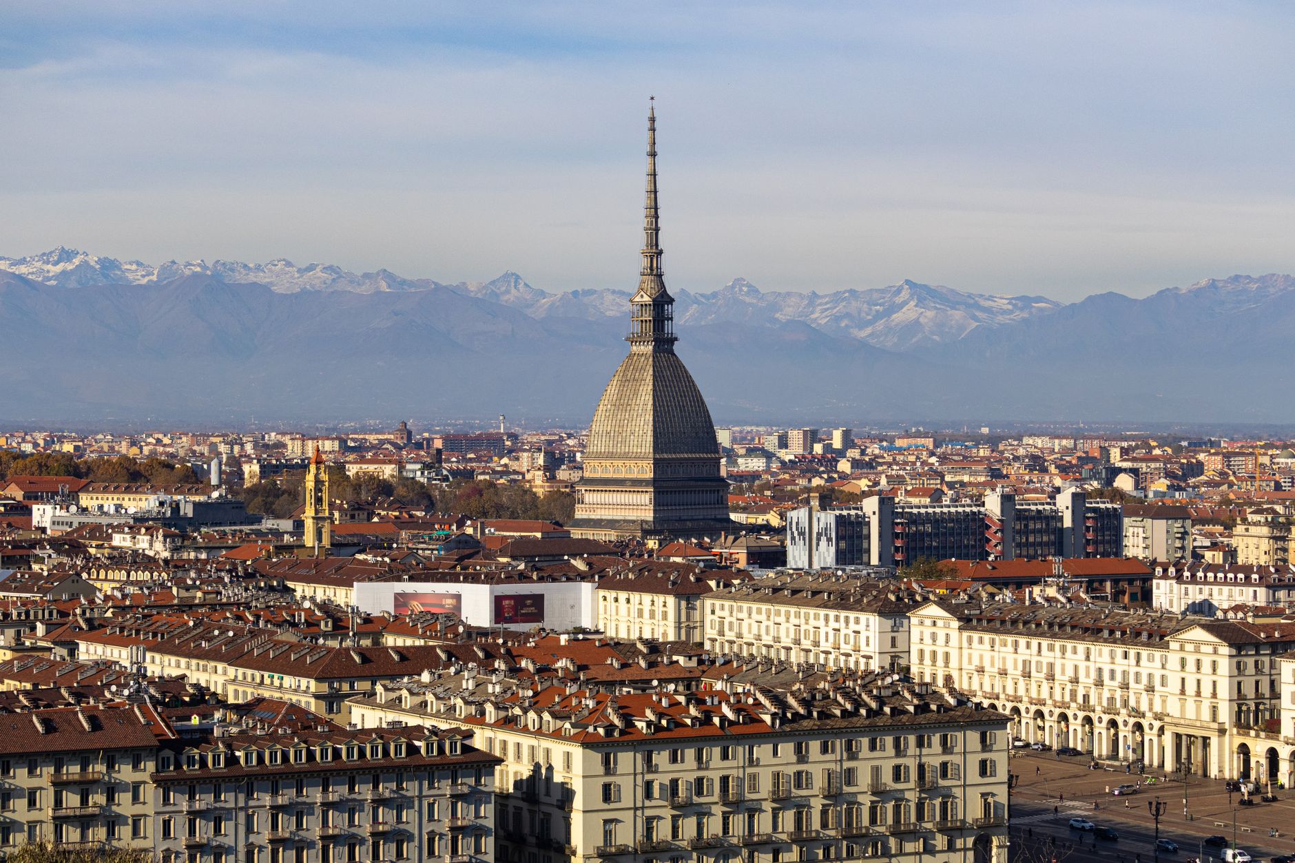 Mercati di Torino: guida per fare la spesa da local