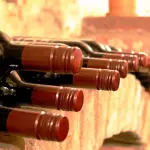 Come arredare una cantina in cui conservare le bottiglie di vino