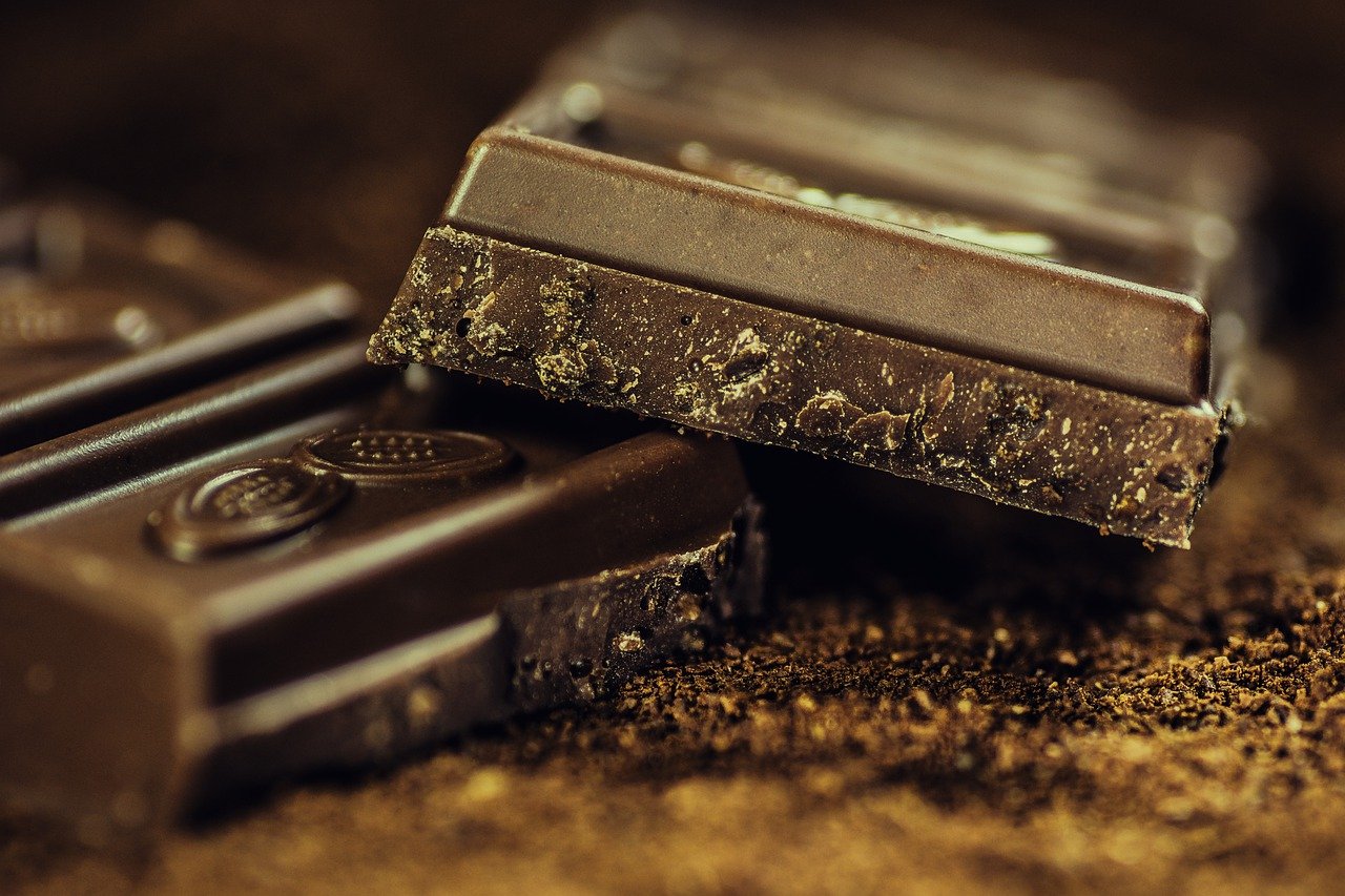 Colesterolo cattivo troppo alto? Perché la cioccolata può essere utile