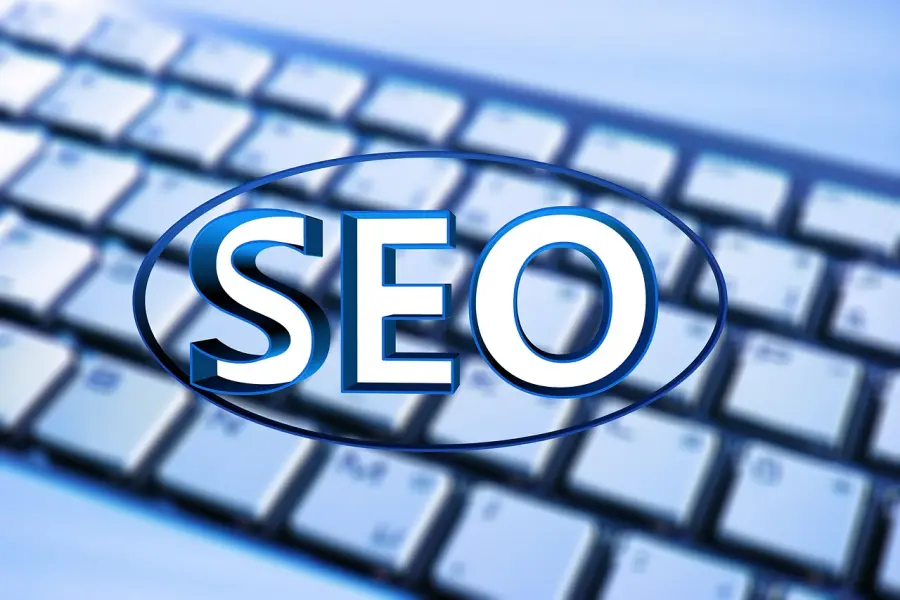 I vantaggi di una strategia SEO: l’importanza per le attività online