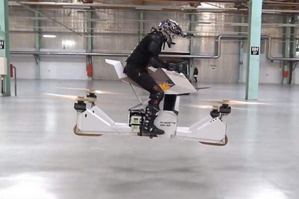 Moto volante, dalla Russia arriva il modello del futuro