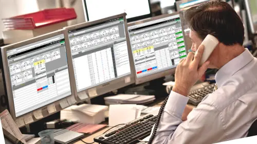 Azioni e titoli di Stato: Piazza Affari crolla e spread Btp-Bund vola