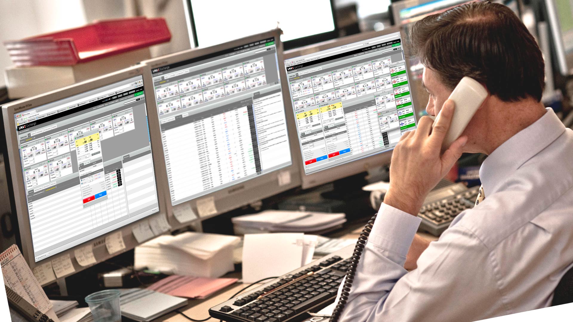 Azioni e titoli di Stato: Piazza Affari crolla e spread Btp-Bund vola