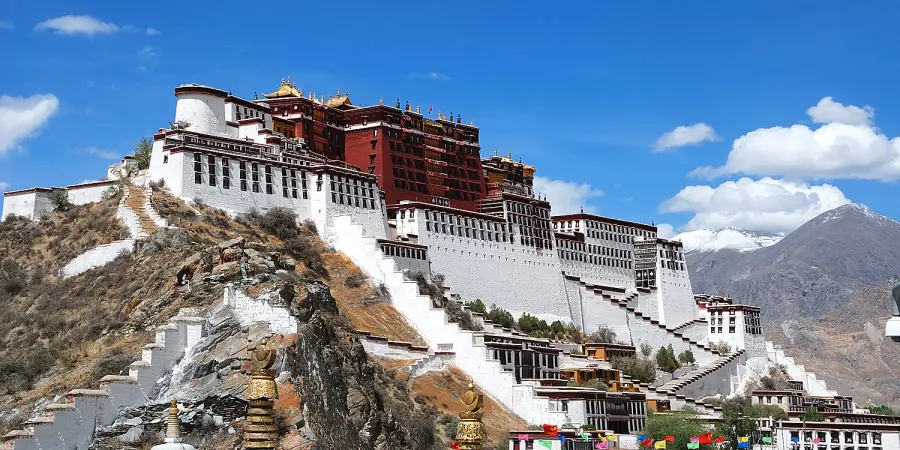 Fino al tetto del mondo, il viaggio dei vincitori del contest “Destinazione Tibet”