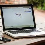 Google traccia spostamenti degli utenti? Un cittadino punta alla class action