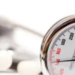 Vene varicose: un segnale di problemi cardiaci? Correlazioni tra ipertensione e varici