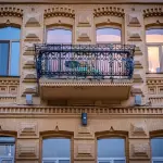 Comprare casa nelle grandi città, compravendite forti a Milano e Palermo