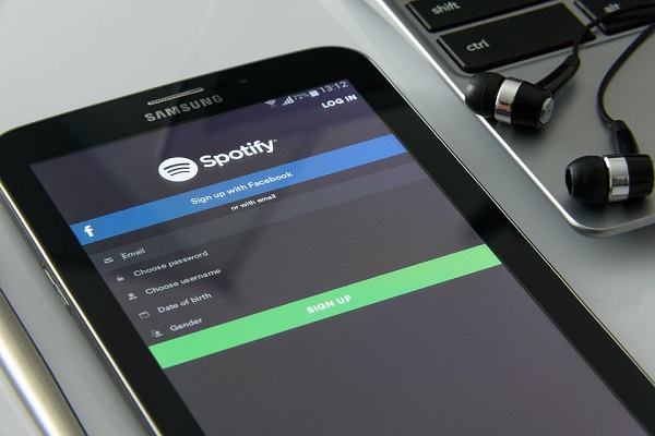 Streaming musica gratis: come fare con Spotify