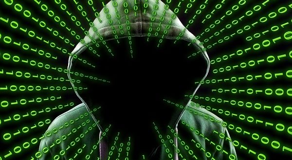 Attacco hacker a Facebook, dati utenti già in vendita sul dark web